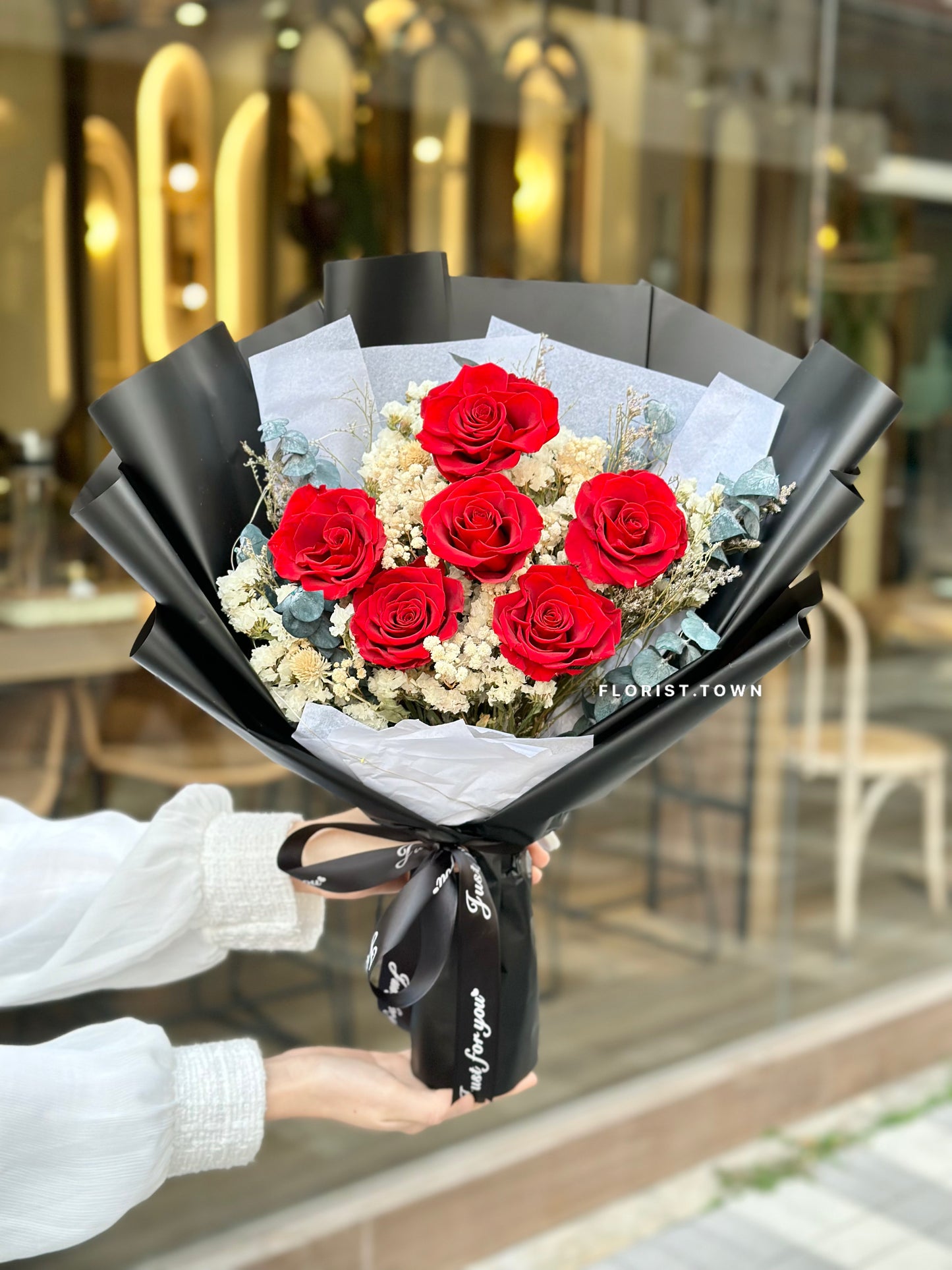經典紅玫瑰保鮮花束(L SIZE)