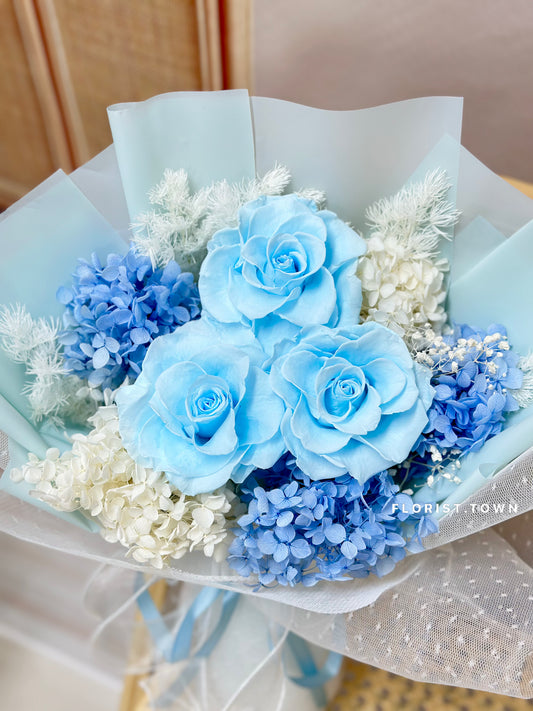 Forever Love系列丨3朵藍玫瑰繡球花束(M Size)