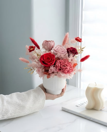 紅色玫瑰康乃馨保鮮花瓶擺設