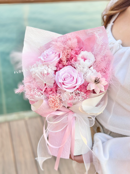 情人節甜蜜粉玫瑰禮盒花束（M Size）