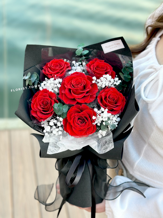 情人節經典紅玫瑰禮盒花束（M Size）